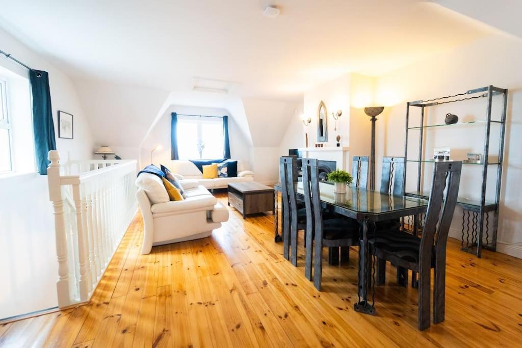 The Haven Dingle, Self Catering Accommodation Dış mekan fotoğraf